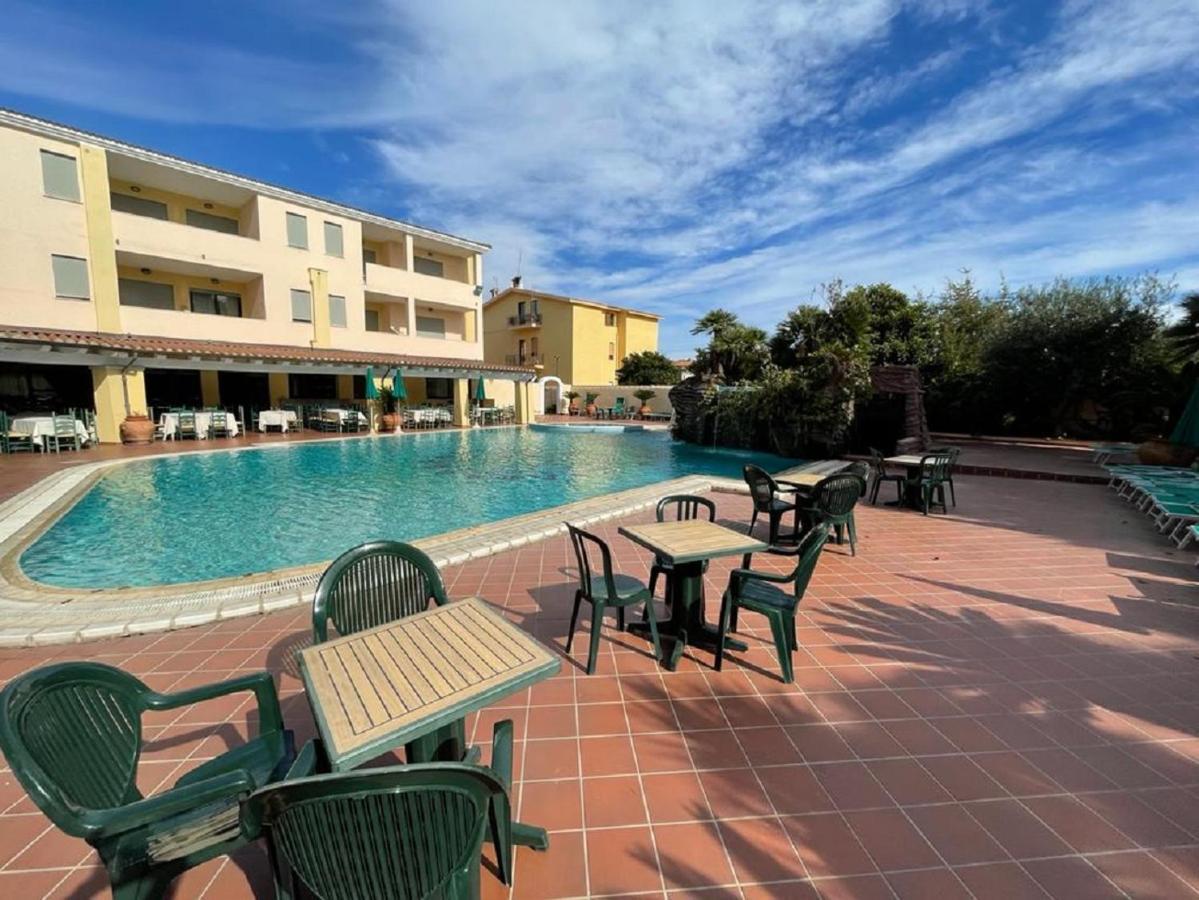 Le Residenze Del Golfo Di Orosei Exterior foto
